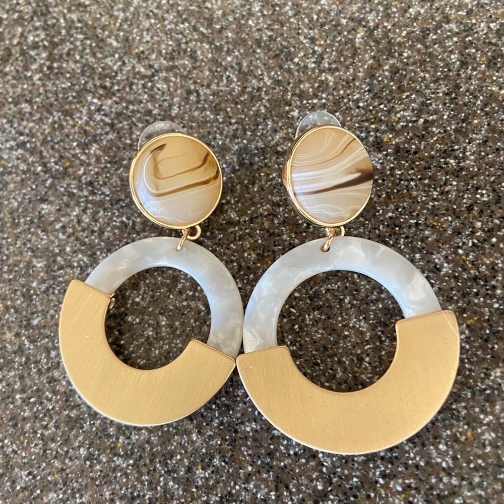 Dangling earrings